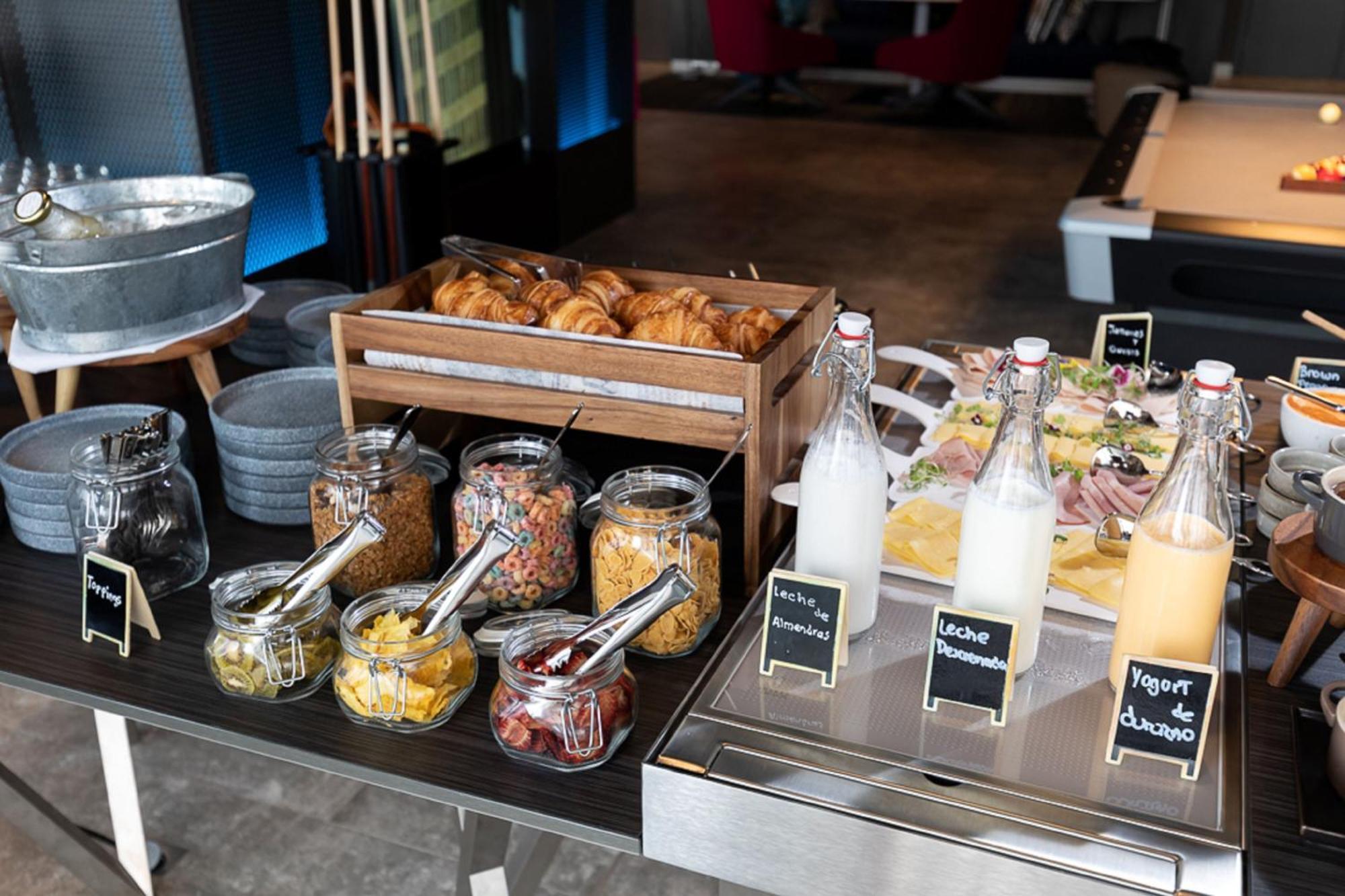 Aloft Lima Miraflores Eksteriør billede